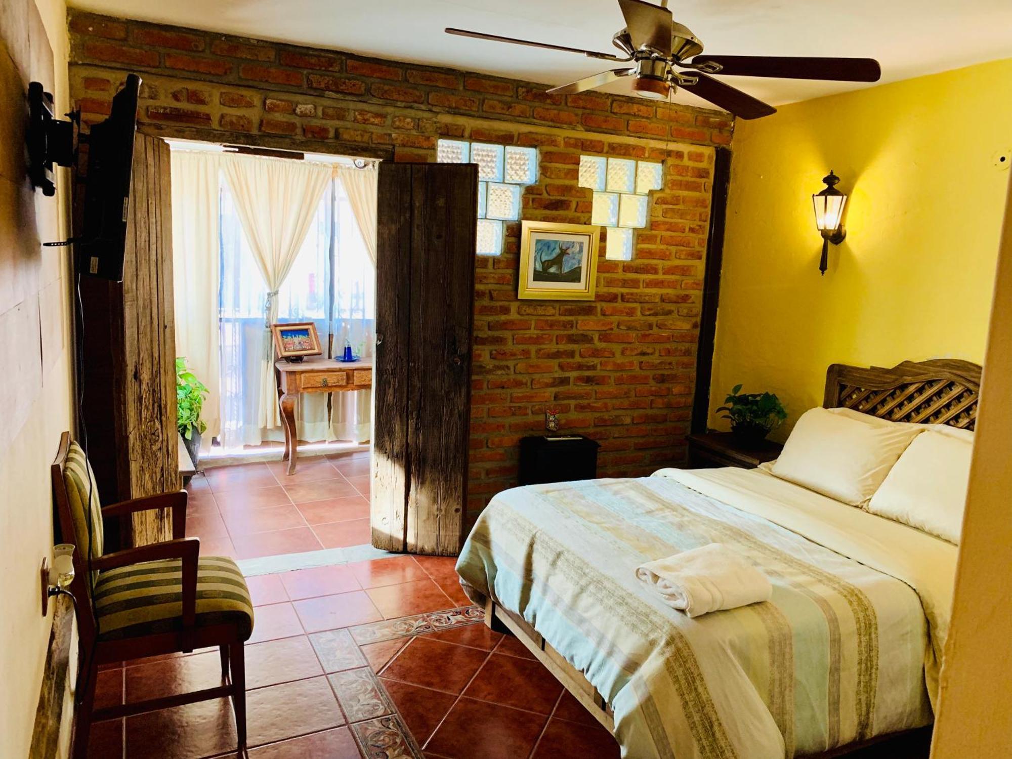 Casa Bonita Hotel Guadalajara Exterior foto